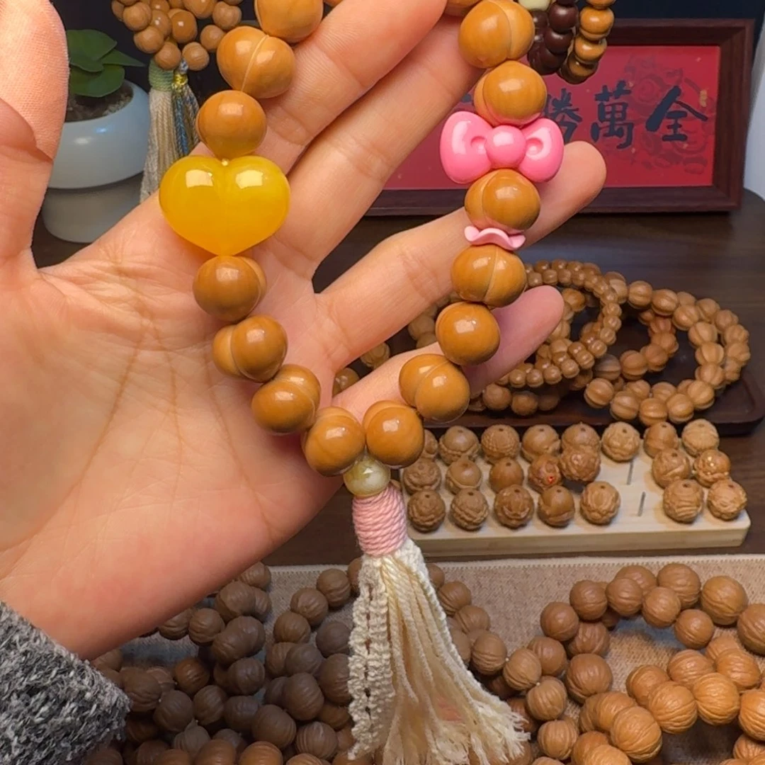 *****吊坠猴头核桃手工屁桃