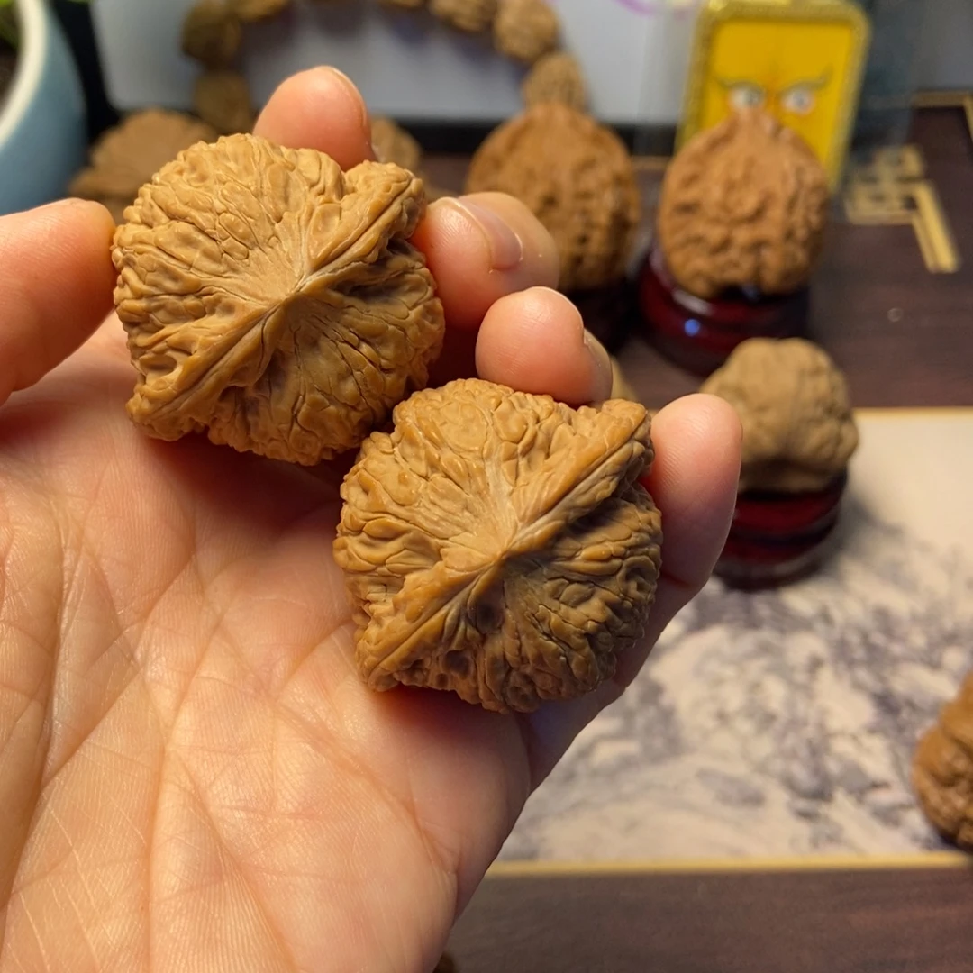 文玩核桃把件全品粗筋绣球40