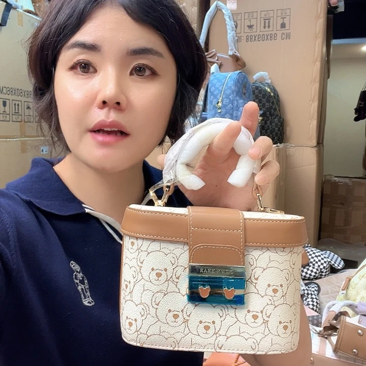 PVC包包包包包包包包