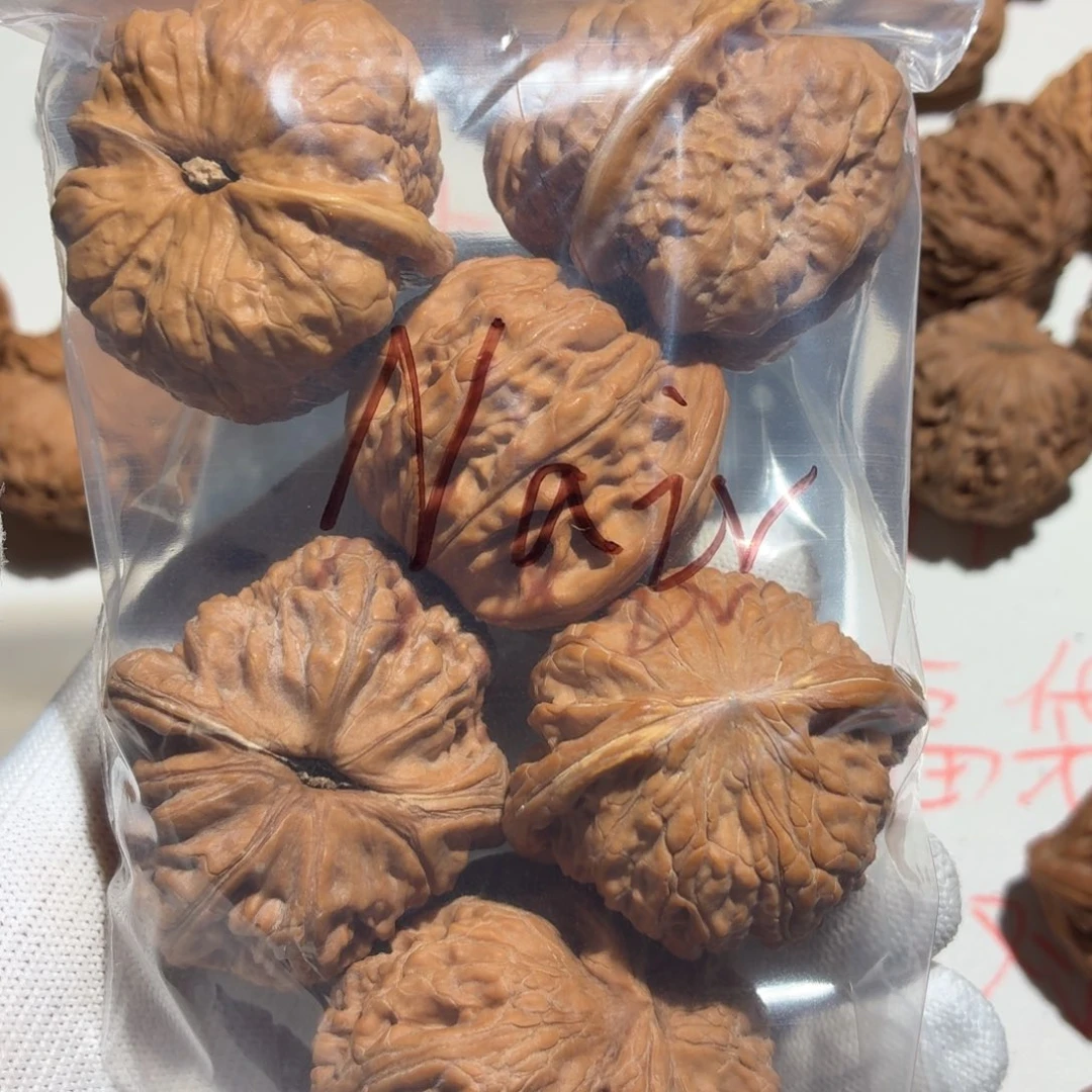 N***.大叶紫檀（黑酸枝木类）