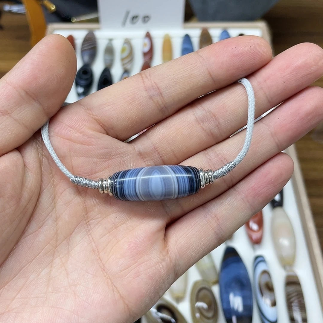 佳***忆玛瑙/玉髓合金颈饰