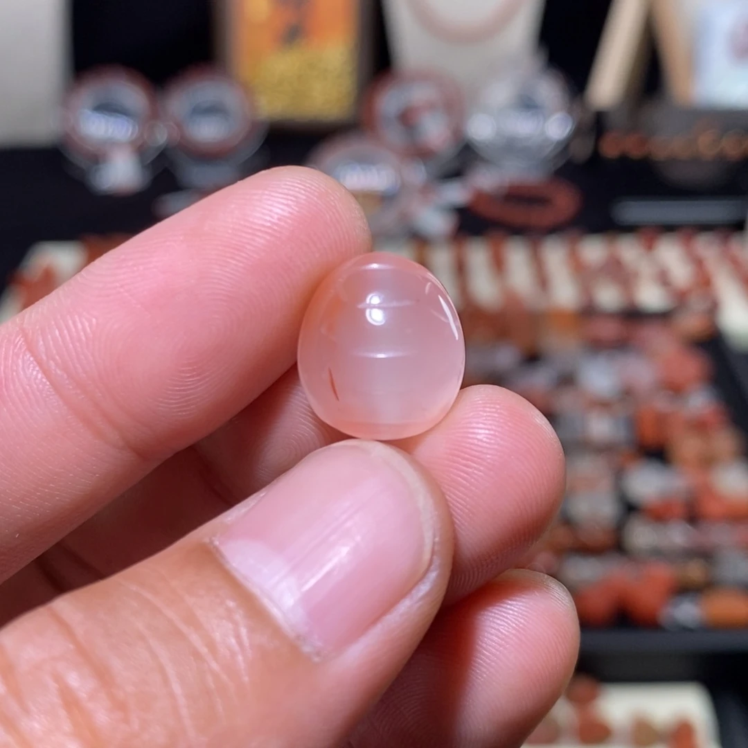 南红玛瑙冰飘未镶嵌龟甲1