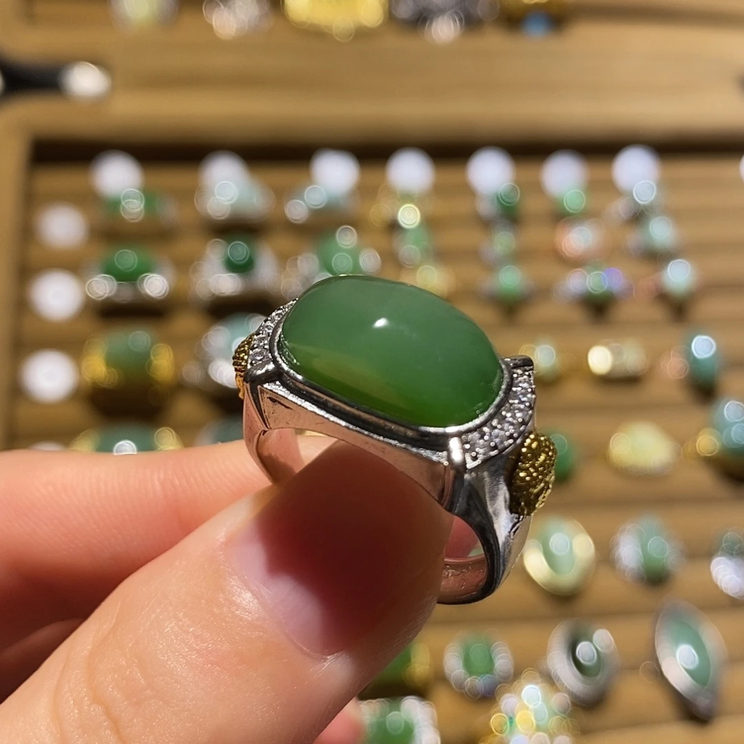 和田玉未镶嵌戒指