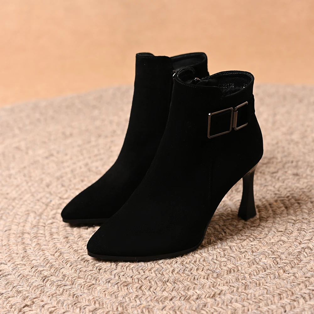 真皮羊皮气质尖头短靴女2025秋冬新款百搭磨砂皮侧拉链细跟高跟鞋