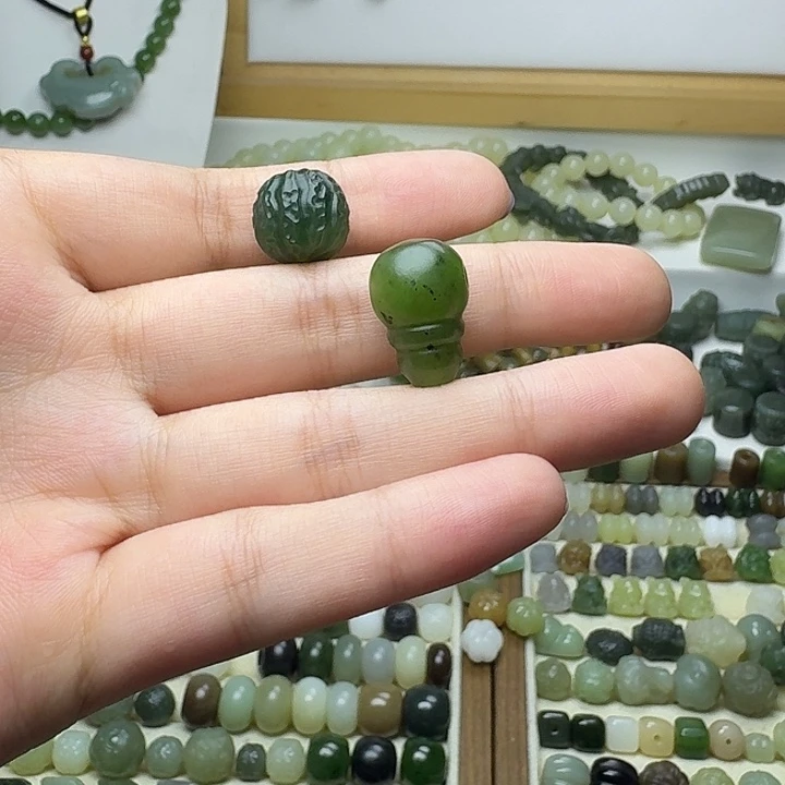 老***尹未镶嵌和田玉珠宝半成品和田玉核桃 三通