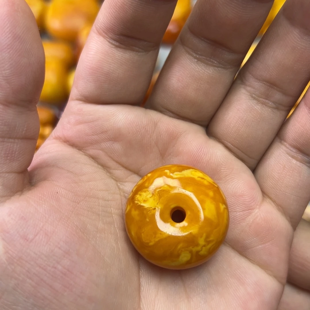 琥珀未镶嵌吊坠(不含链)