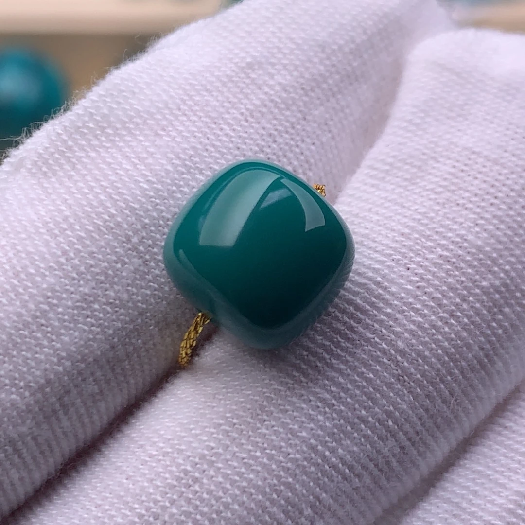 绿松石未镶嵌珠宝奇石10.5