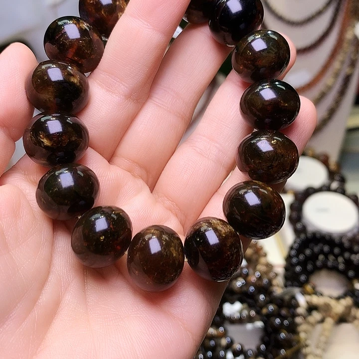 什***线琥珀未镶嵌裸石抚顺琥珀17+