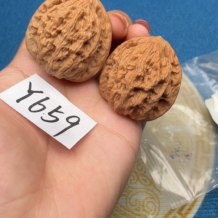 文玩核桃把件核桃