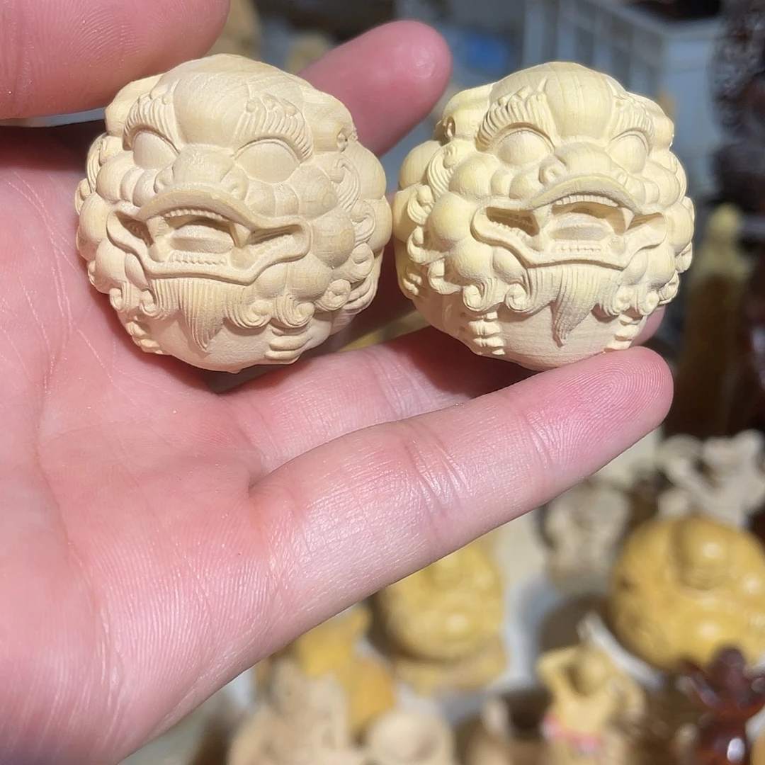黄杨木瑕疵貔貅手球一对
