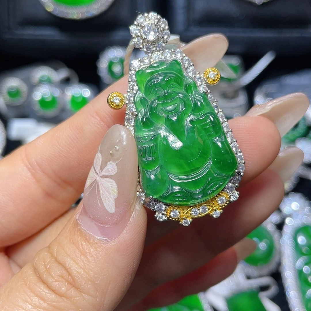 翡翠颈饰银S925镶嵌翡翠