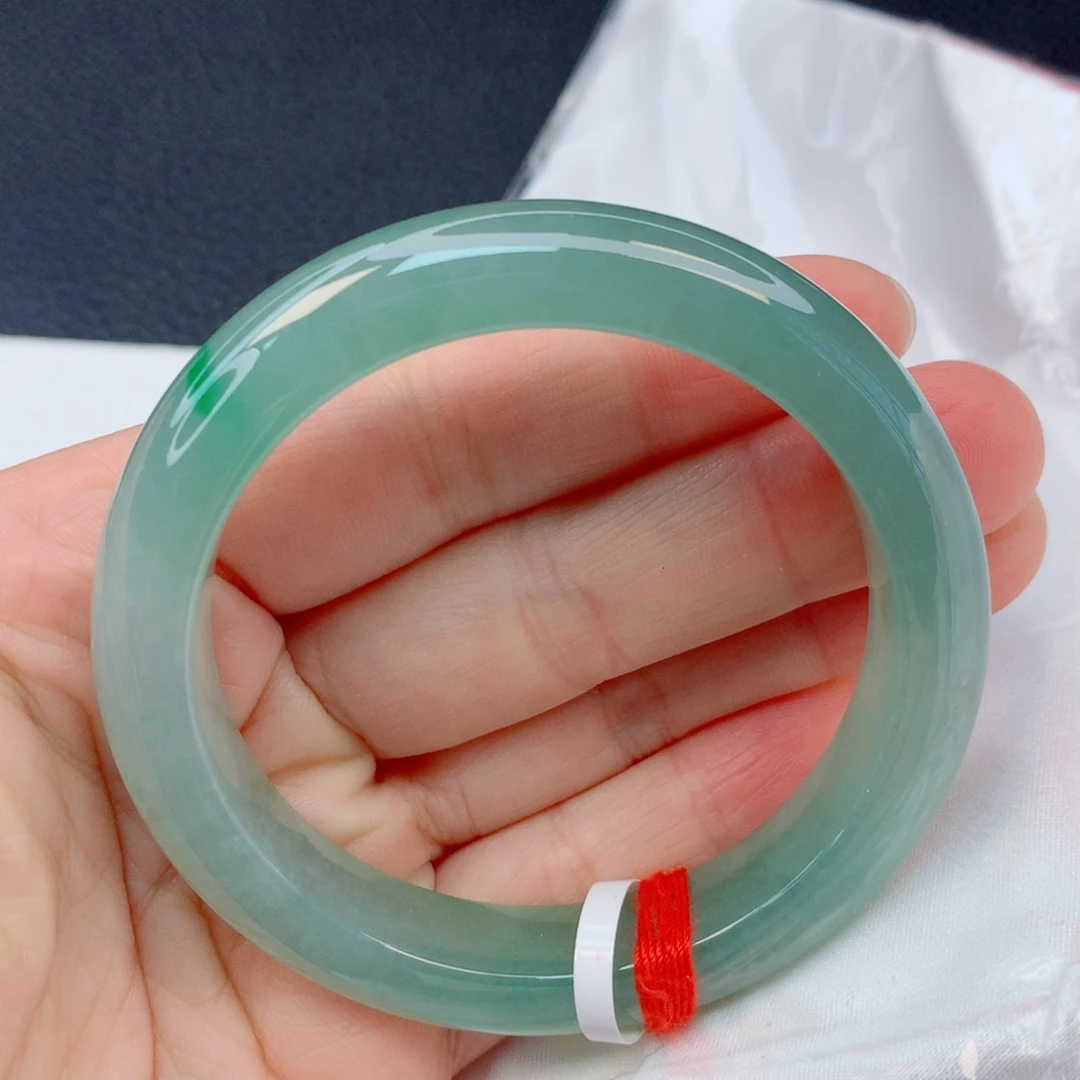 翡翠未镶嵌手镯53圈