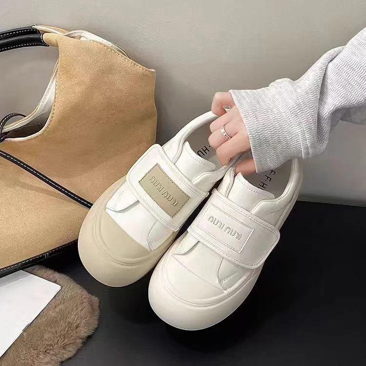 小敏家 爆款奶油魔术贴丑萌小白鞋 春季新款韩版大头板鞋