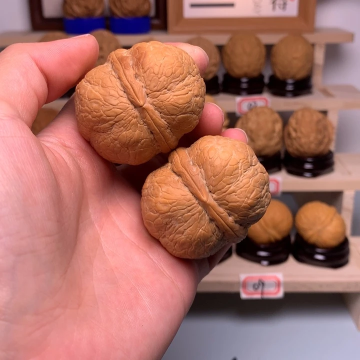 把件文玩核桃58金蟒萌萌包42尺