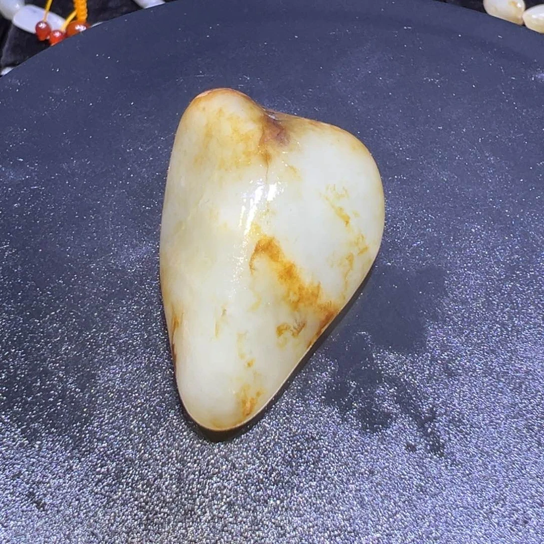 和田玉（子料）未镶嵌颈饰29克-85