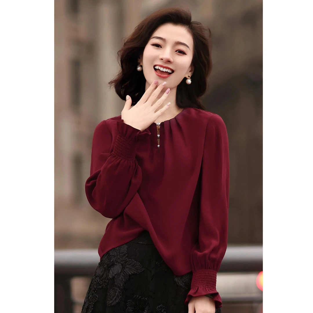 西子/【浓情午后】醋酸肌理感钉珠荷叶袖圆领衬衫/SYCY121
