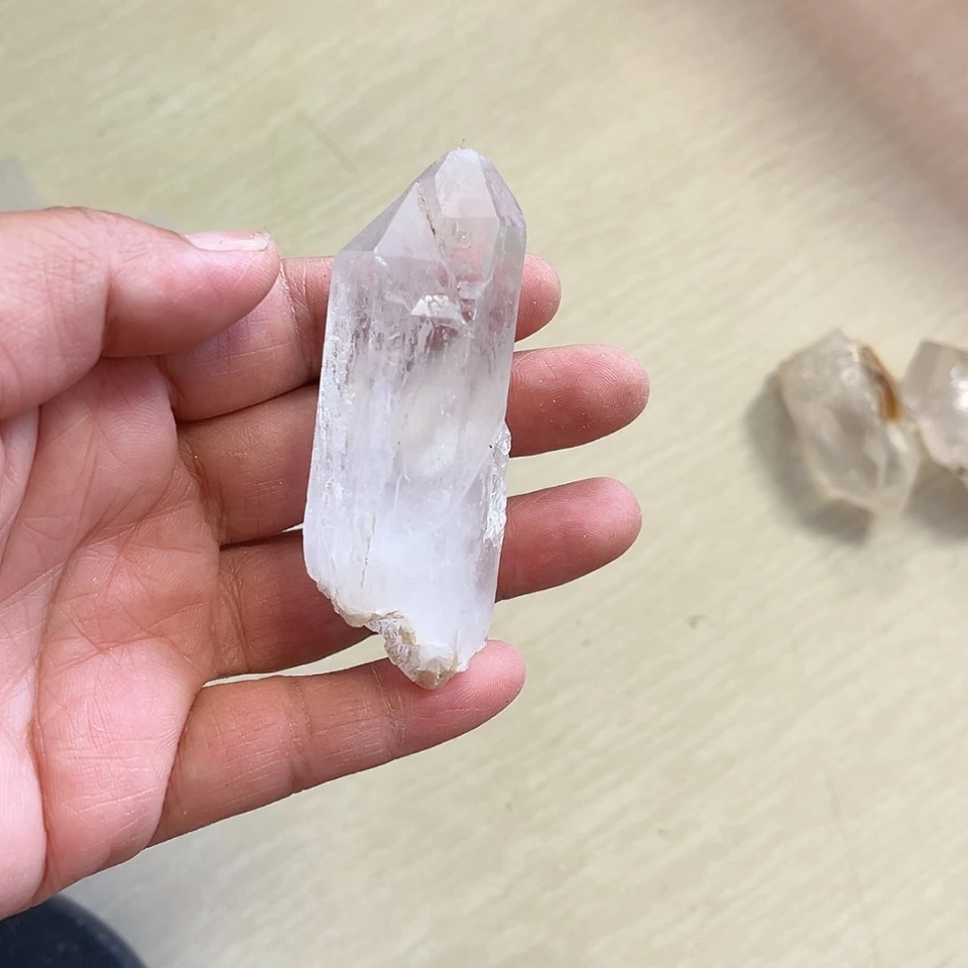 淋***雪水晶珠宝半成品未镶嵌
