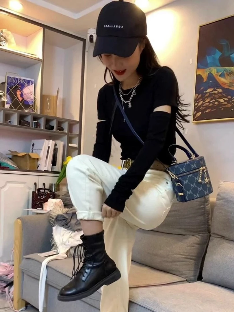 设计感破洞小众上衣女2023年新款春秋独特别致法式复古甜辣显瘦