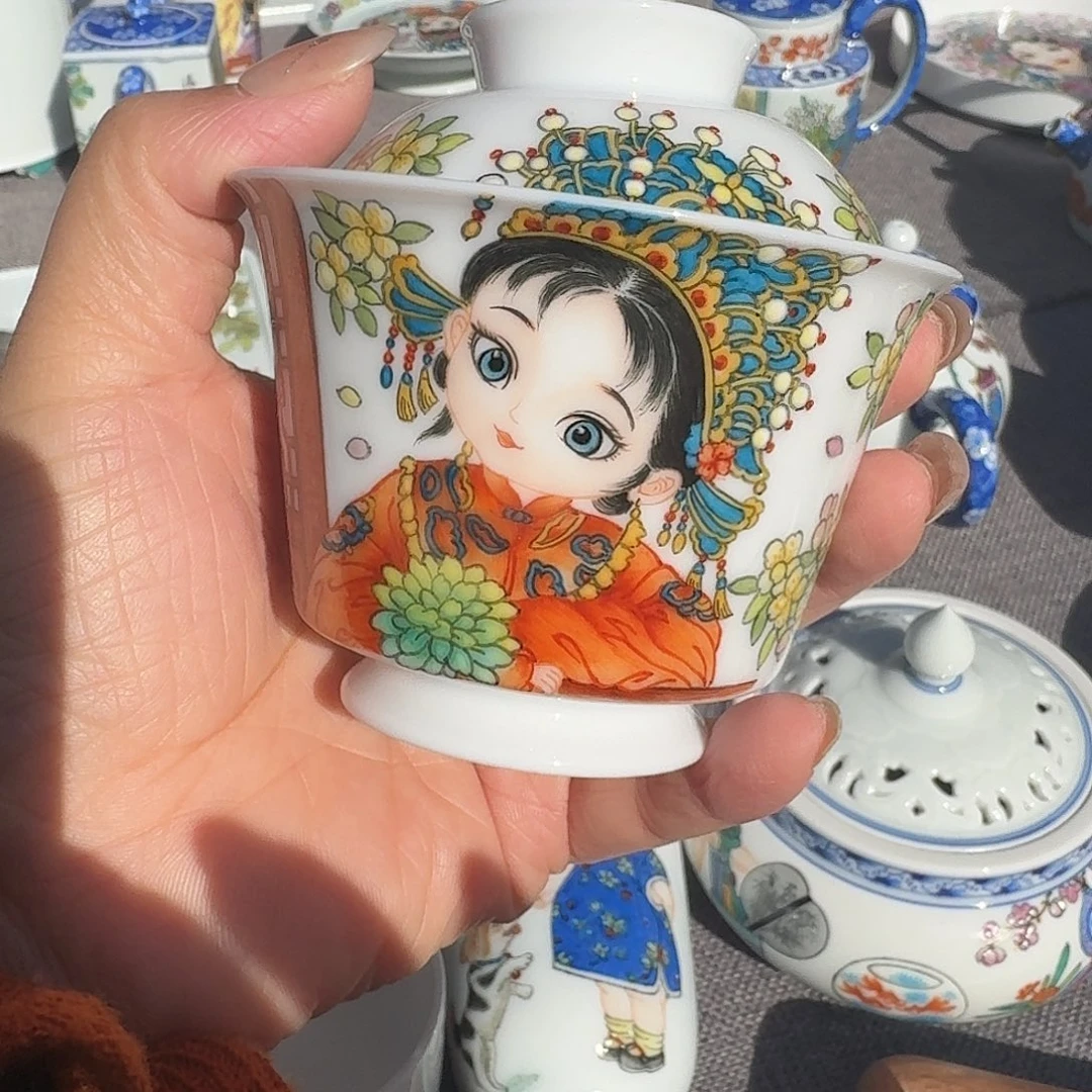 景德镇陶瓷手绘珐琅彩盖碗