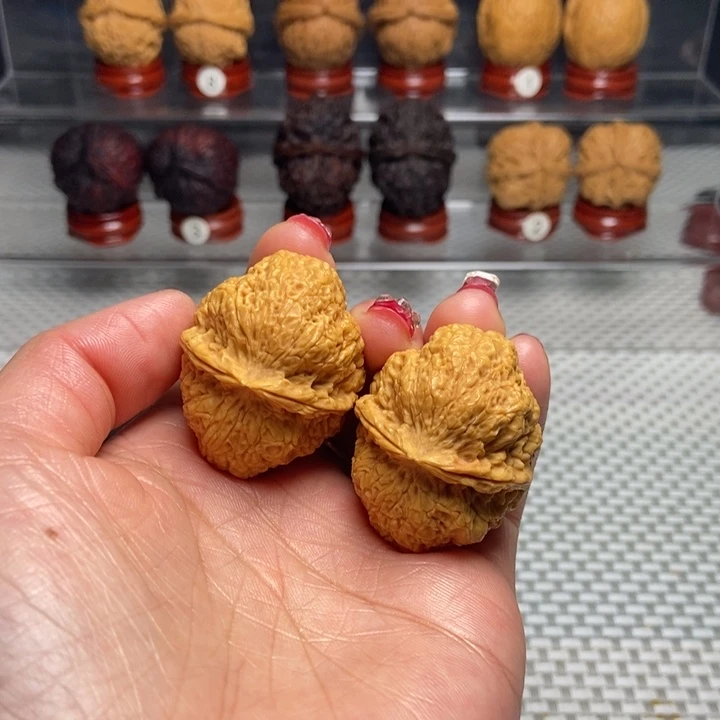 文玩核桃把件1麒麟金蟾