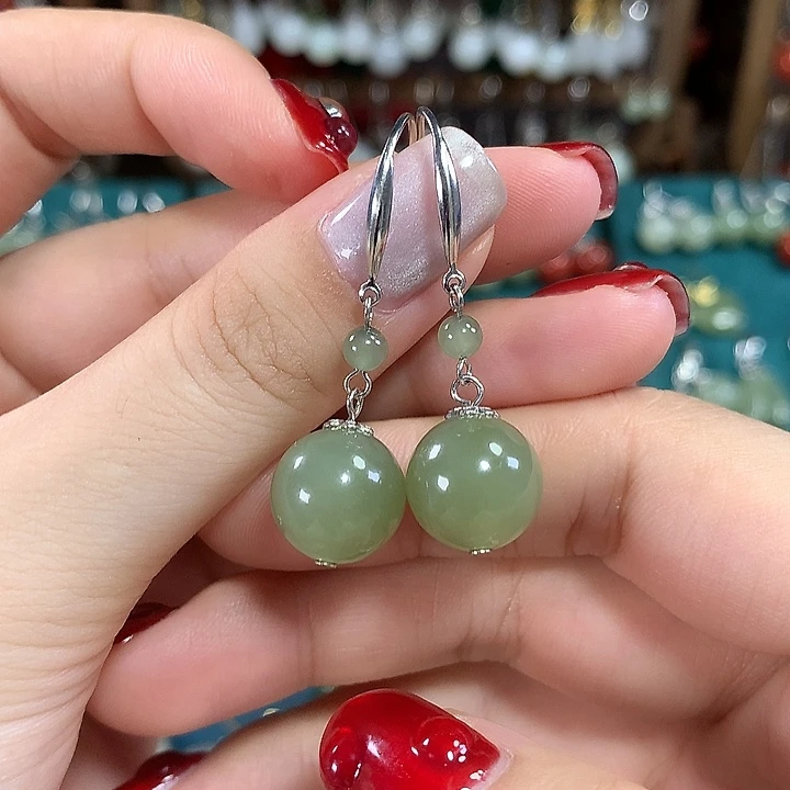 和田玉银S925镶嵌耳饰天然卡12mm左右冰晴水