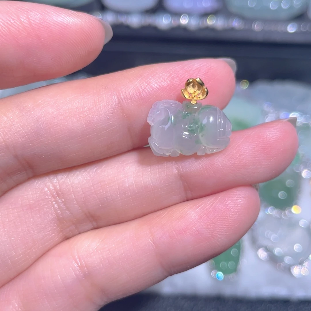 颈饰18K金镶嵌翡翠翡翠