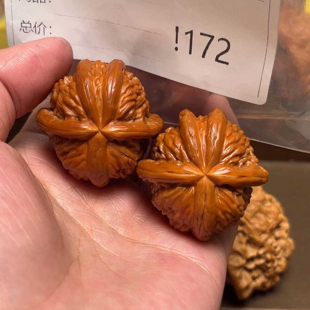 文玩核桃吊坠白狮子五星上将111111