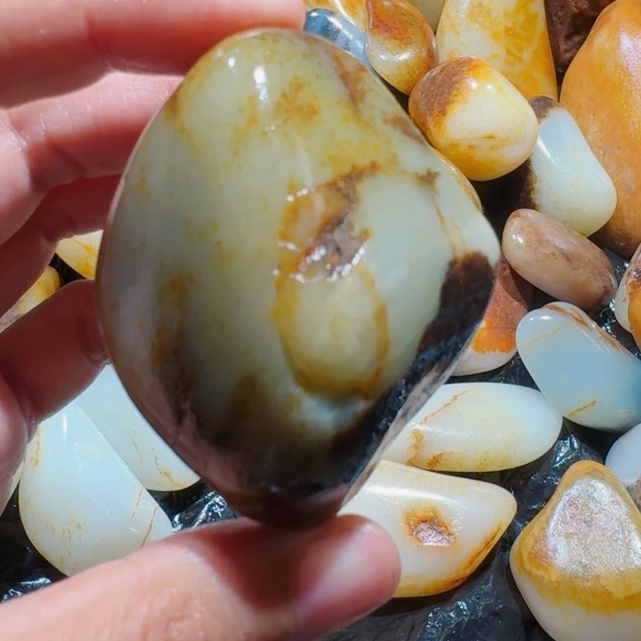 和田玉未镶嵌挂件132克