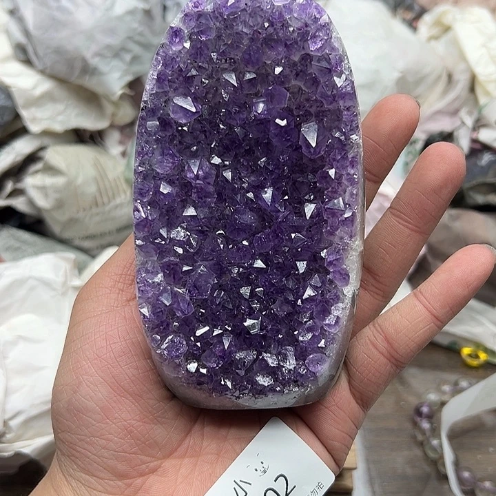 未镶嵌水晶大型摆件（非配饰）