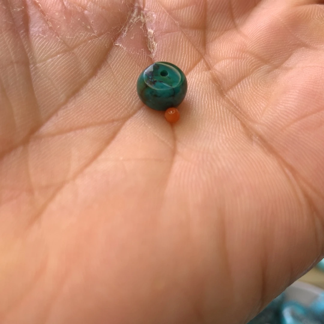 南红玛瑙未镶嵌珠宝奇石