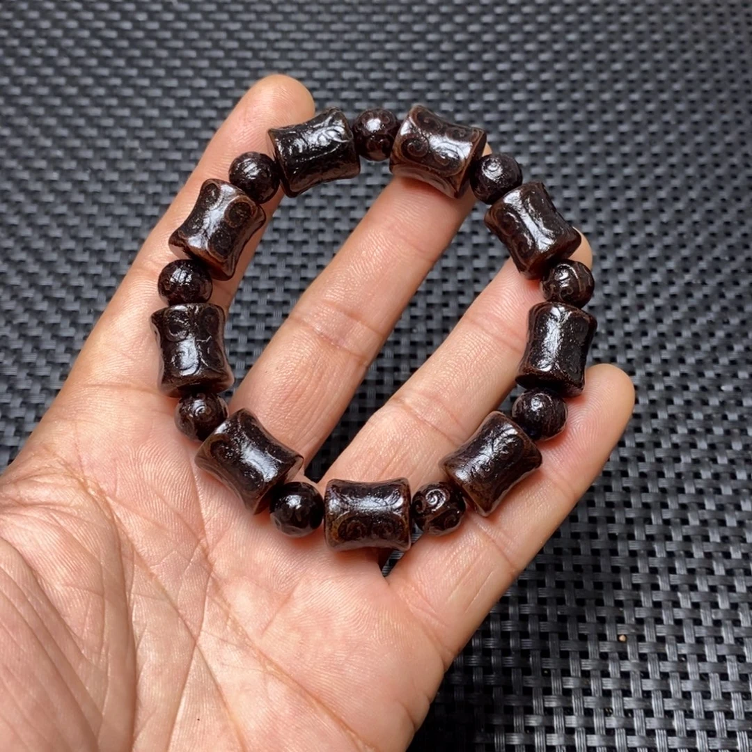 顺***張玛瑙/玉髓未镶嵌手链