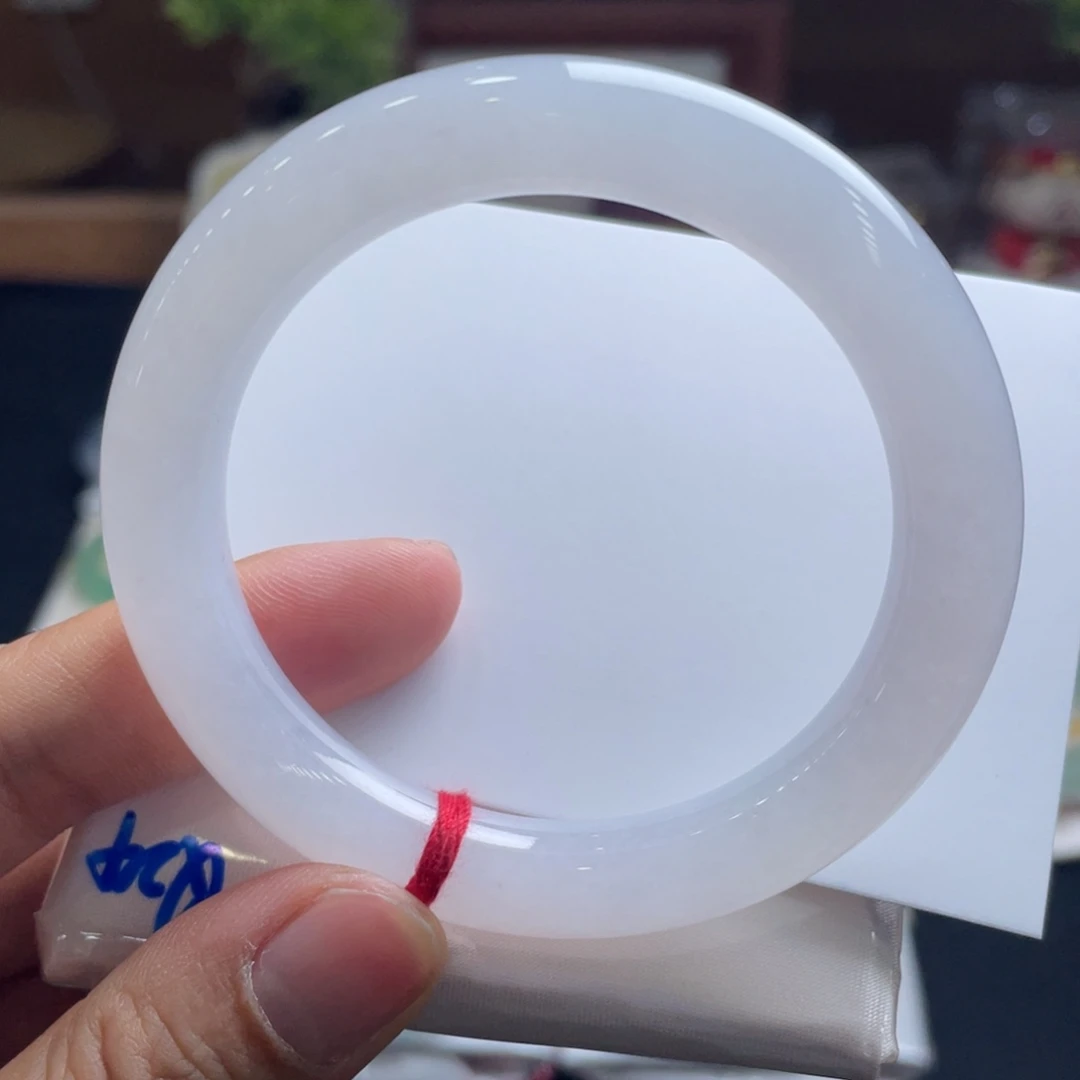 翡翠未镶嵌手镯54圆条，冰胶白月光