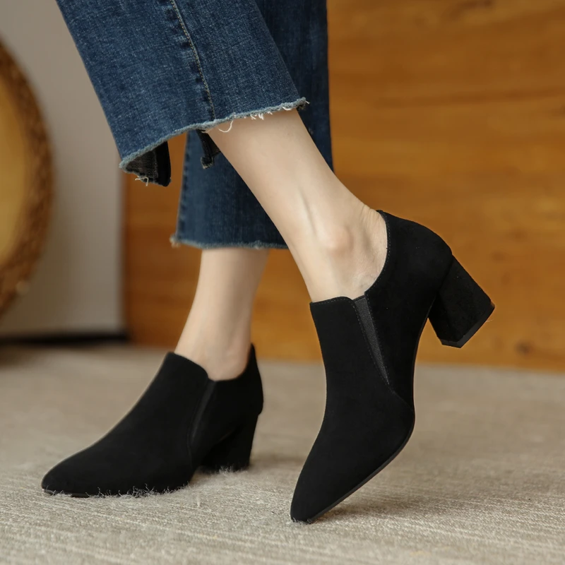 磨砂羊皮断码清仓深口粗跟单鞋女2025新款英伦法式赫本通勤工作鞋