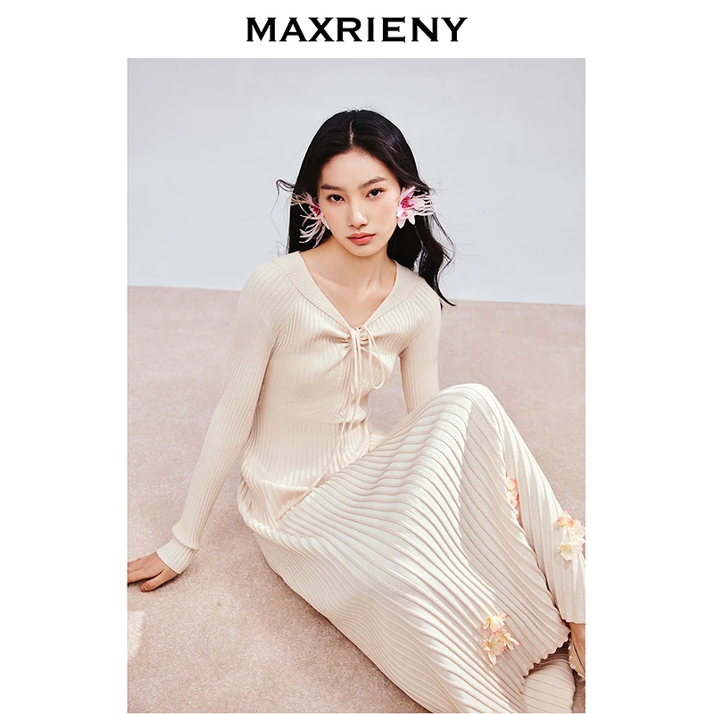 【达人专属】MAXRIENY毛针织连衣裙2025年春春日温柔风长裙