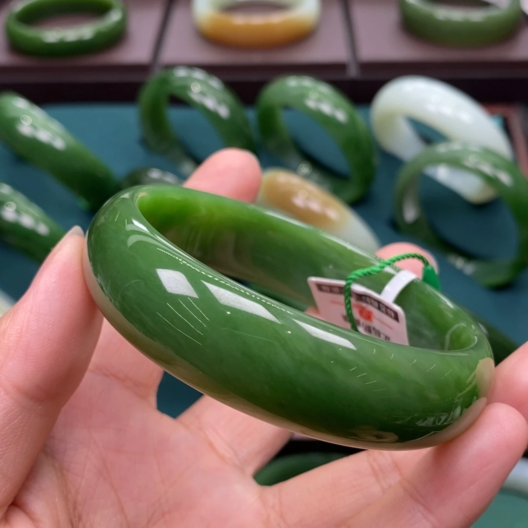 和田玉（碧玉）未镶嵌手镯6364