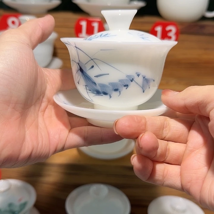 璞玉手绘釉下彩三才盖碗大虾