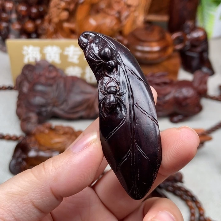 黄花梨/降香黄檀把件帝王紫