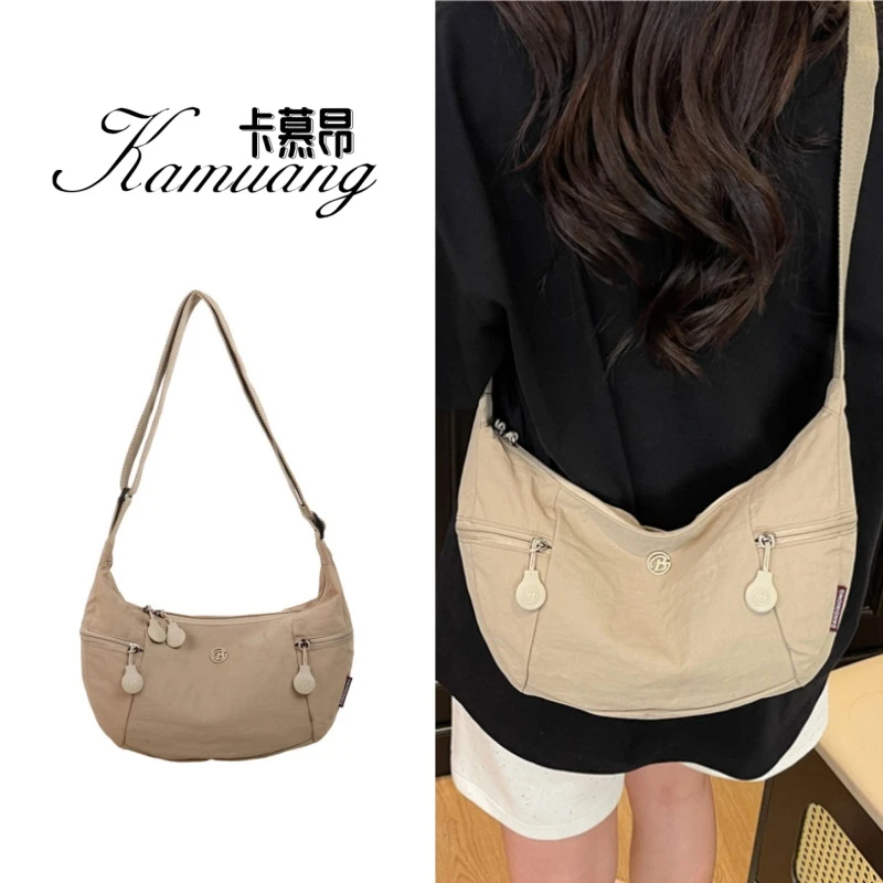 迷你小包包新款轻奢刺绣女包撞色设计手机单肩斜挎外出散步小布包