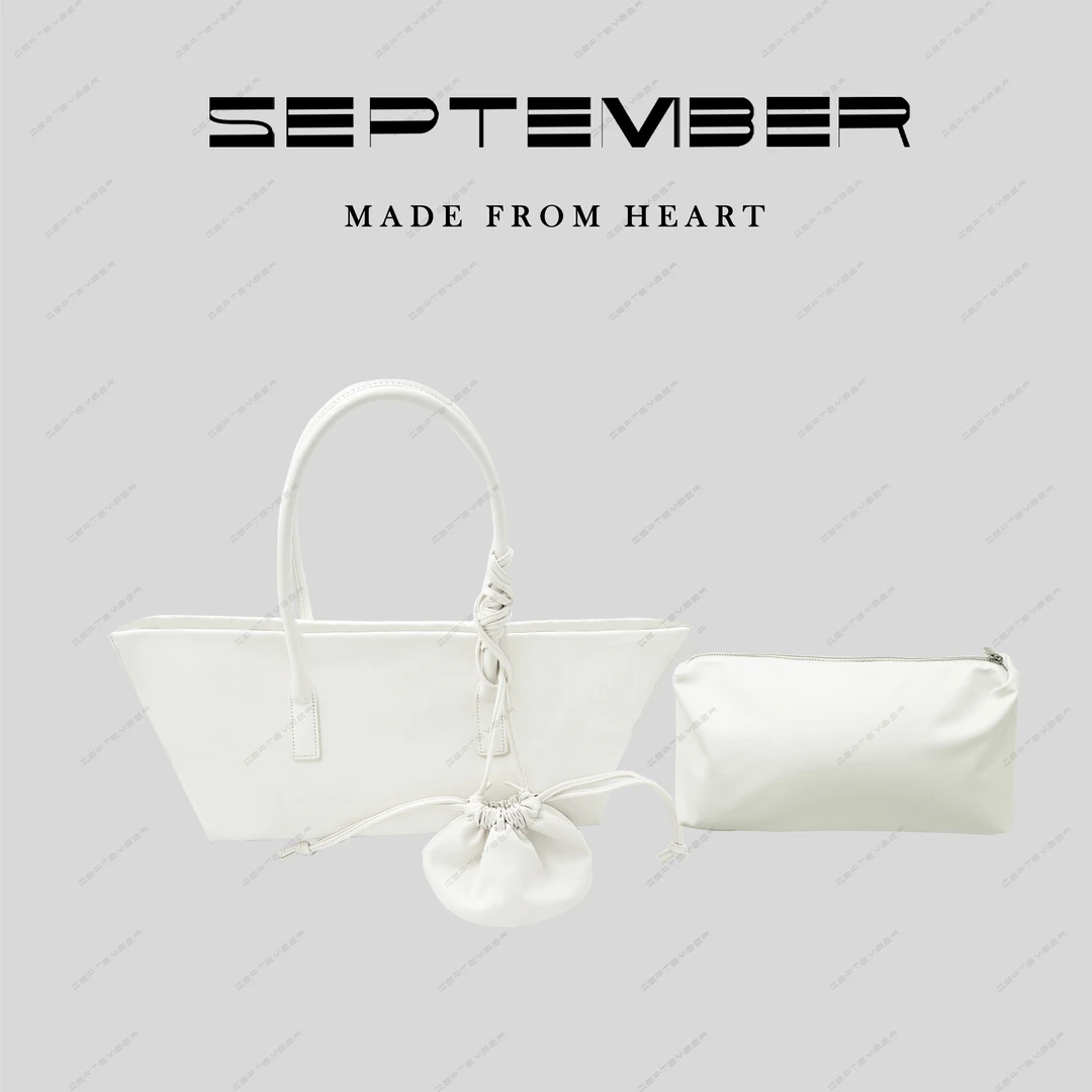 2025 S/S SEP. [春]’随性相伴‘ 灵巧轻便饺子子母包白色4152#