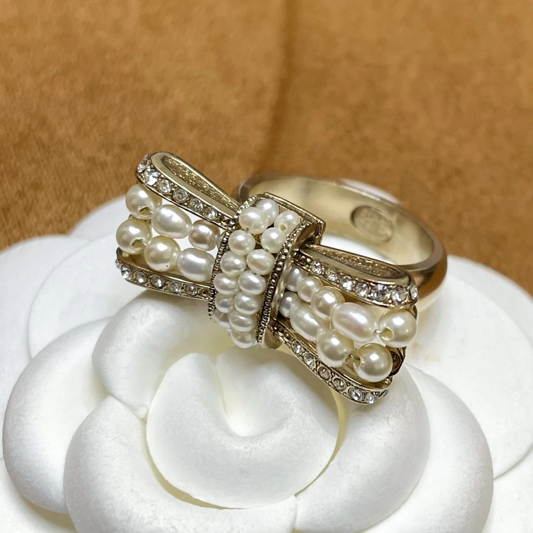 95新 Chanel/香奈儿 Chanel蝴蝶结珠珠戒指 2501804