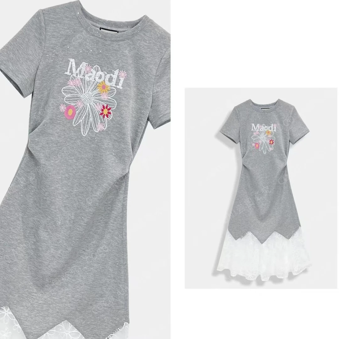 设计师时尚新款2025夏日女装拼接刺绣花朵气质显瘦连衣裙