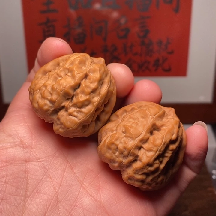 文玩核桃吊坠蛤蟆头
