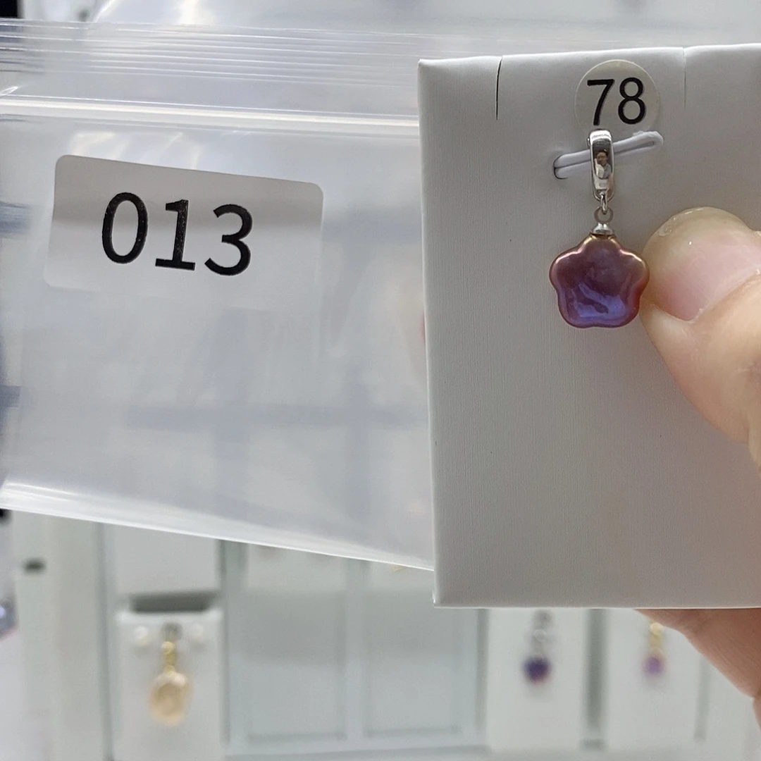 淡水珍珠颈饰合金