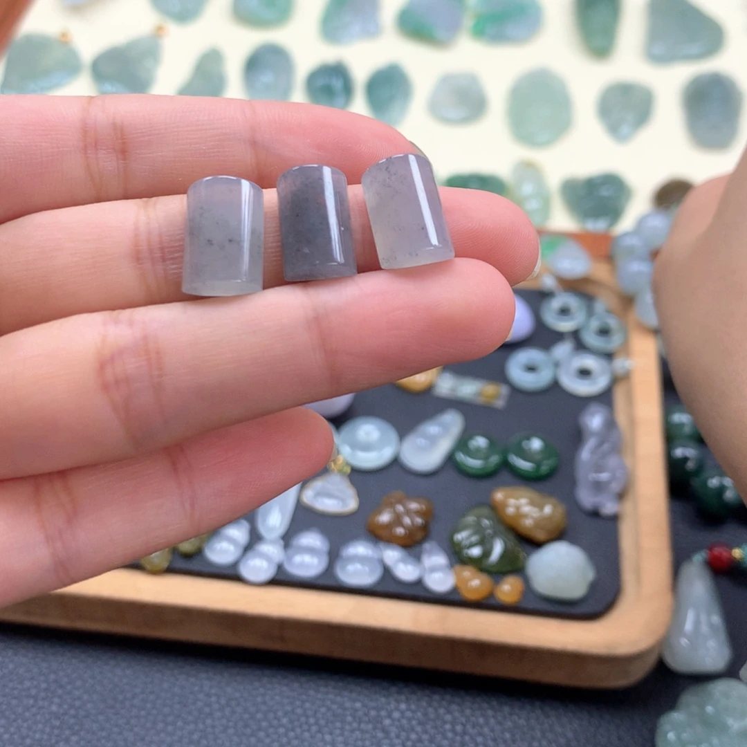 翡翠未镶嵌颈饰无事柱多样性发货