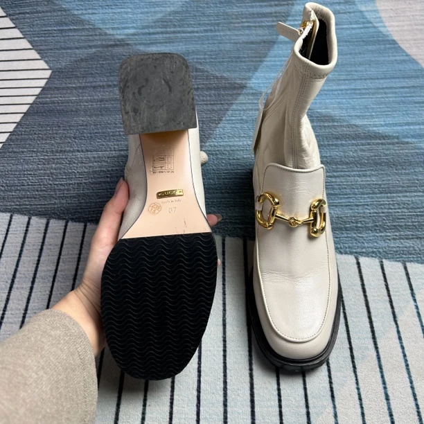 95新 GUCCI/古驰 古驰白色高跟短靴三七码