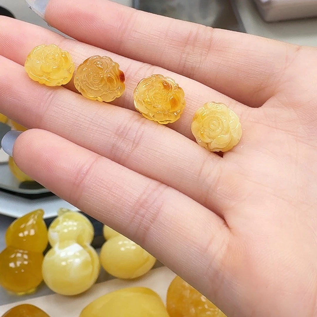 琥珀未镶嵌珠宝奇石配饰