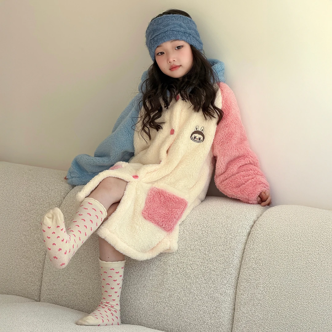 儿童珊瑚绒睡袍2025新款女孩秋冬时髦家居服女童冬装网红爆款童装