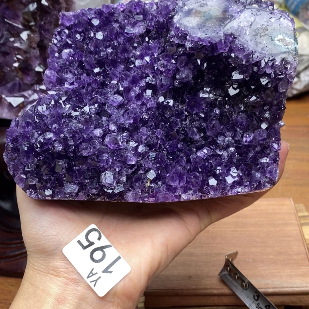 水晶大型摆件（非配饰）未镶嵌