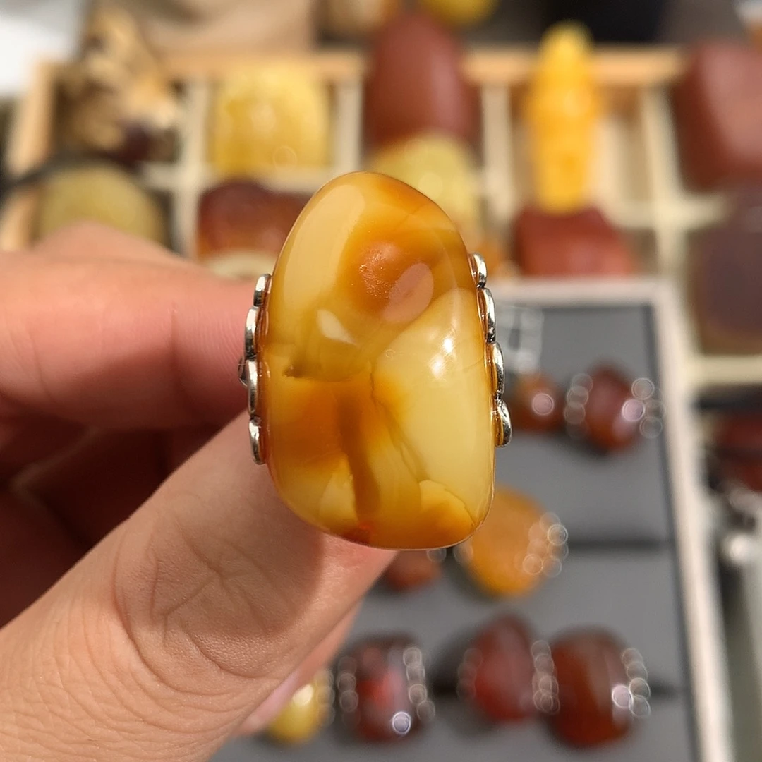 蜜蜡裸石未镶嵌你