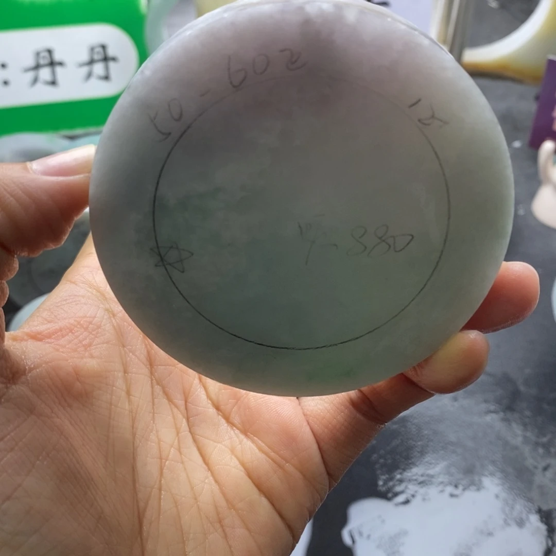 定制翡翠未镶嵌翡翠手镯